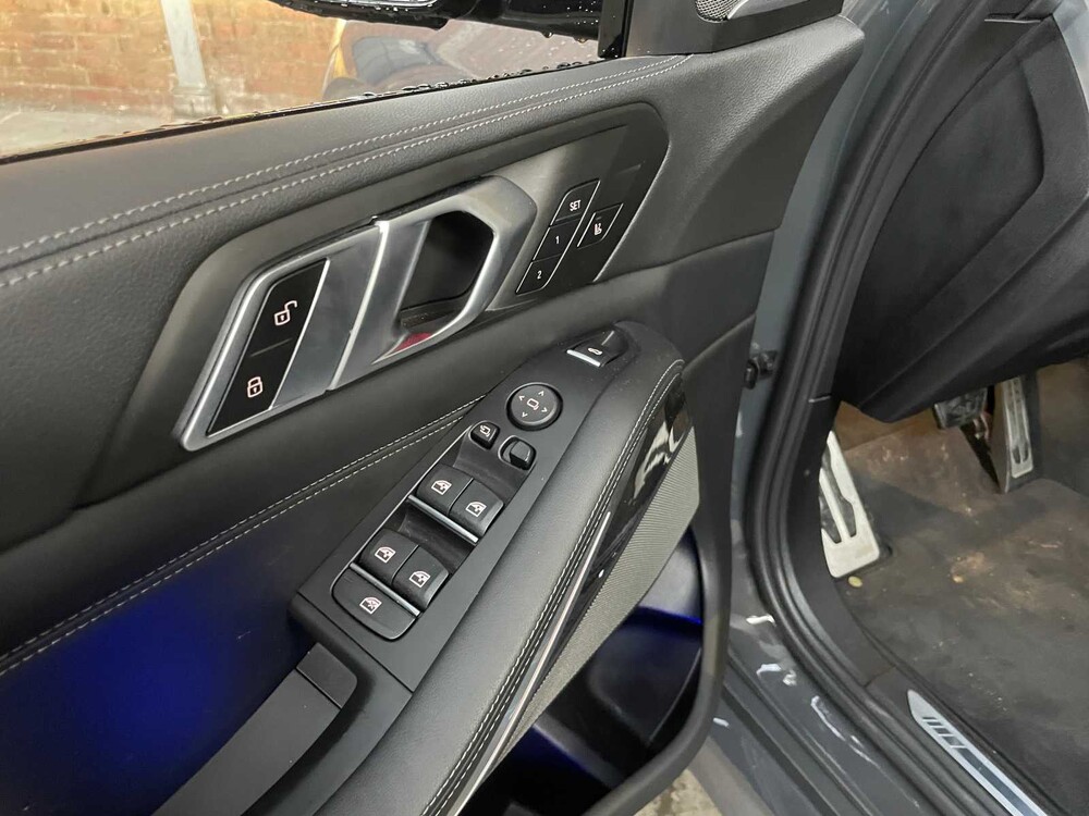 BMW X5 xDrive30d M-Sport 286PS 2023 (Original-NL), T-889-DV