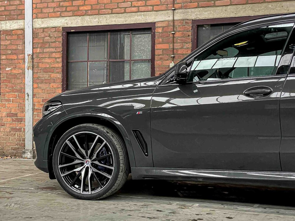 BMW X5 xDrive30d M-Sport 286PS 2023 (Original-NL), T-889-DV