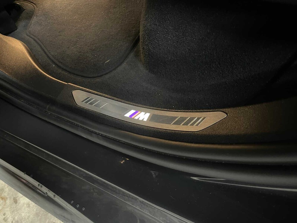 BMW X5 xDrive30d M-Sport 286PS 2023 (Original-NL), T-889-DV