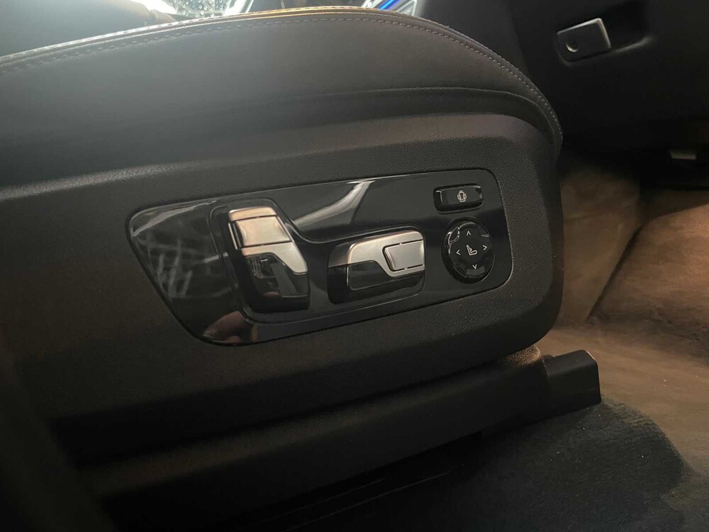 BMW X5 xDrive30d M-Sport 286PS 2023 (Original-NL), T-889-DV