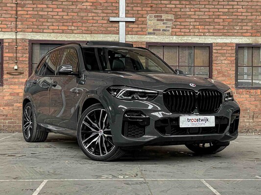 BMW X5 xDrive30d M-Sport 286hp 2023 (Original-NL), T-889-DV