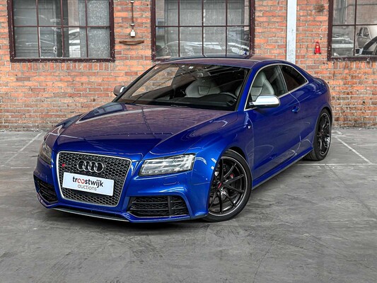 Audi RS5 Coupe 4.2 V8 FSI Quattro 450hp 2011