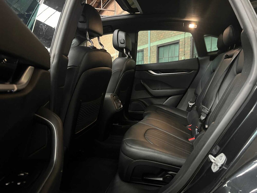 Maserati Levante 3.0 V6 Q4 350PS 2018