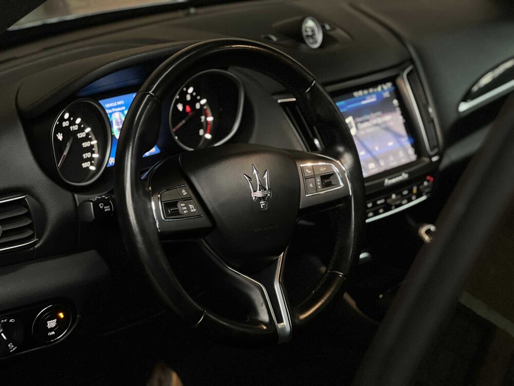 Maserati Levante 3.0 V6 Q4 350PS 2018