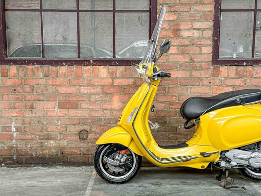 Vespa Sprint 4T 2016, DDB-29-Z Scooter