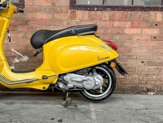 Vespa Sprint 4T 2016, DDB-29-Z Scooter