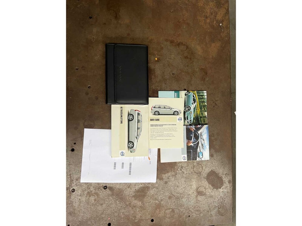 Volvo V70 2.4 D5 Momentum 185hp 2007, 98-HSN-7