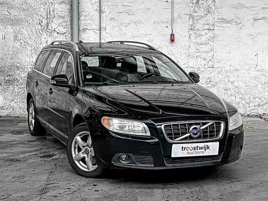 Volvo V70 2.4 D5 Momentum 185hp 2007, 98-HSN-7