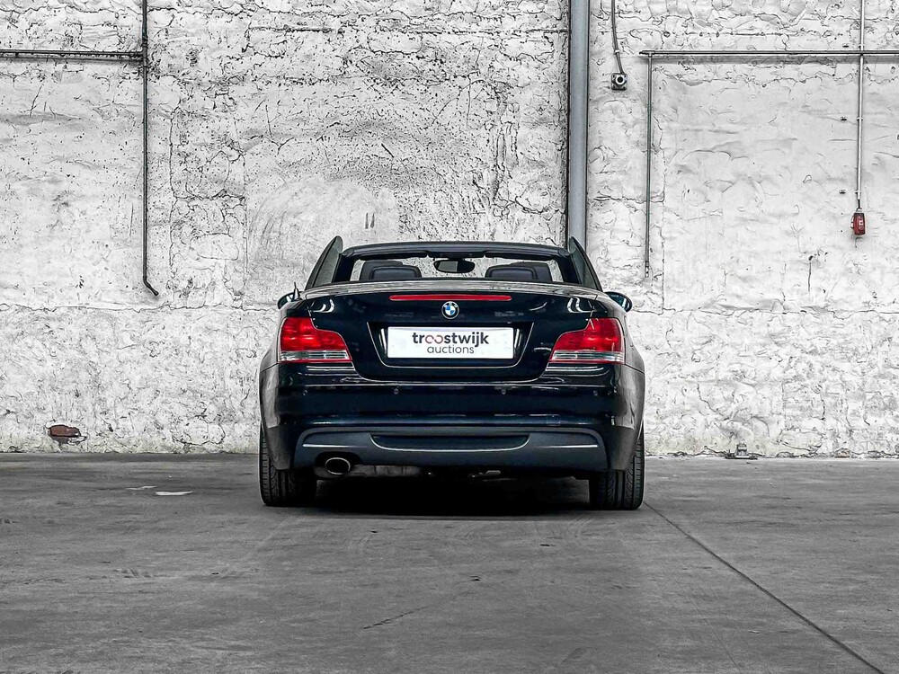 BMW 118i Cabriolet High Executive 143hp 2008 1-series, 57-GVR-5