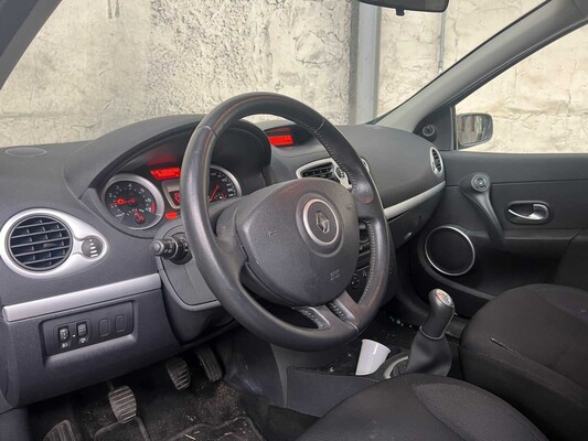 Renault Clio 1.2-16V Team Spirit 75hp 2006, 38-SR-DS