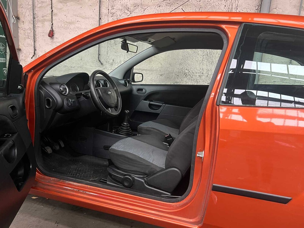 Ford Fiesta 1.25-16V Ambiente 69PS 2003, 28-NJ-RG