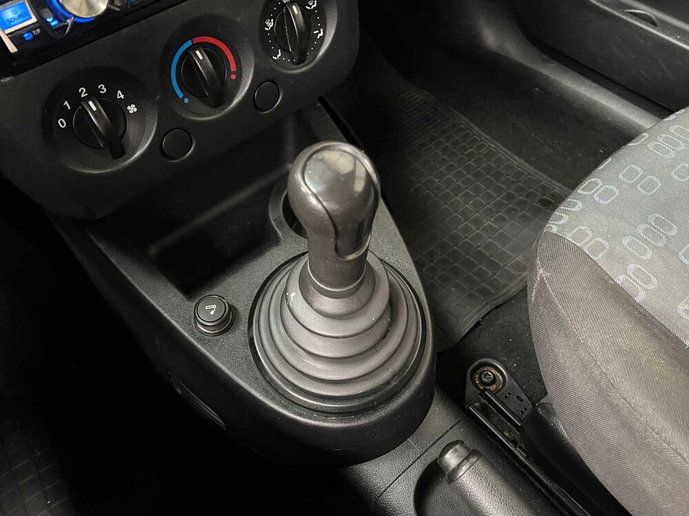 Ford Fiesta 1.25-16V Ambiente 69PS 2003, 28-NJ-RG