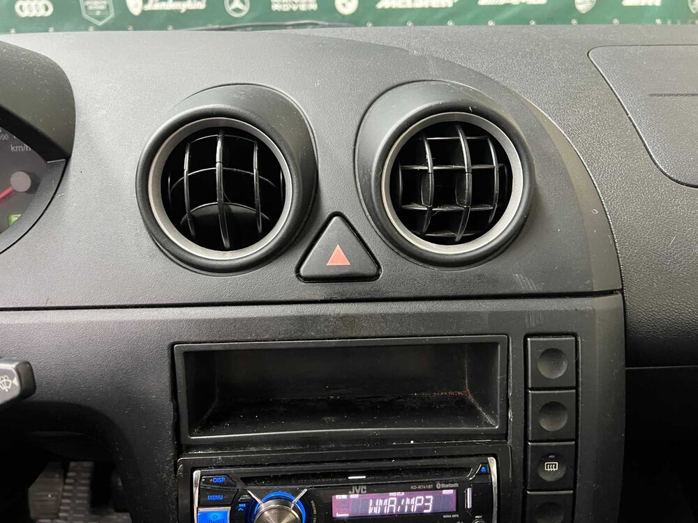 Ford Fiesta 1.25-16V Ambiente 69PS 2003, 28-NJ-RG