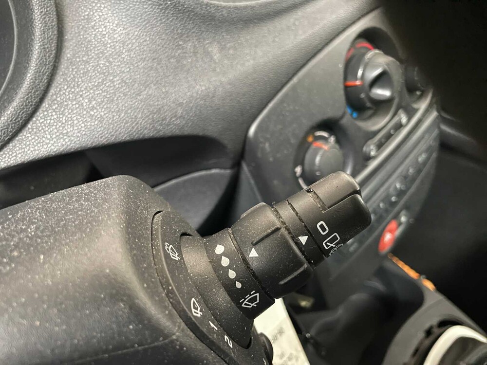 Renault Clio Kombi 1.2-16V Authentique 75PS 2011 (Original-NL), 06-RFL-1