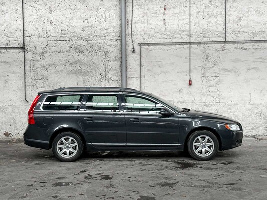 Volvo V70 1.6 T4 Lim. Edition 179hp 2012 (Original-NL), 75-TSP-5