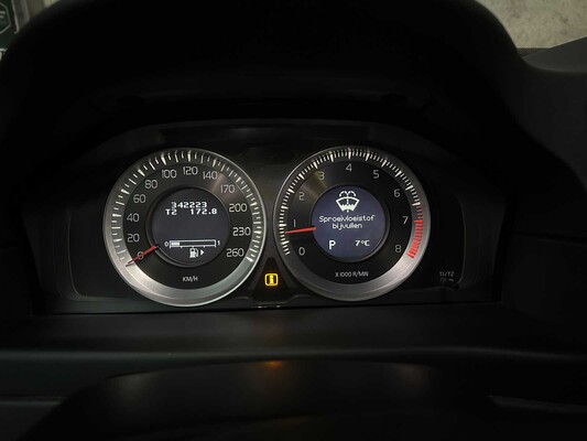 Volvo V70 1.6 T4 Lim. Edition 179hp 2012 (Original-NL), 75-TSP-5