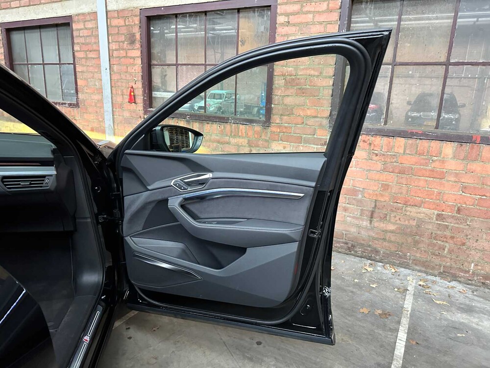 Audi e-tron S Quattro 95 kWh 503PS 2022 (Original-NL), R-003-XV