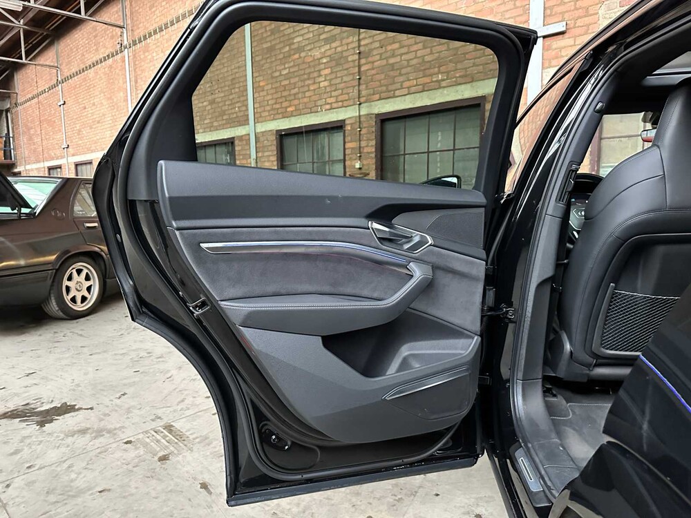 Audi e-tron S Quattro 95 kWh 503PS 2022 (Original-NL), R-003-XV