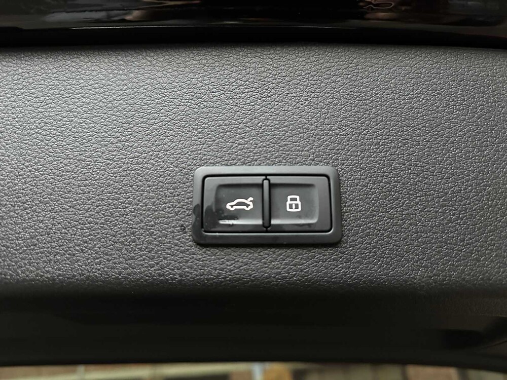 Audi e-tron S Quattro 95 kWh 503PS 2022 (Original-NL), R-003-XV