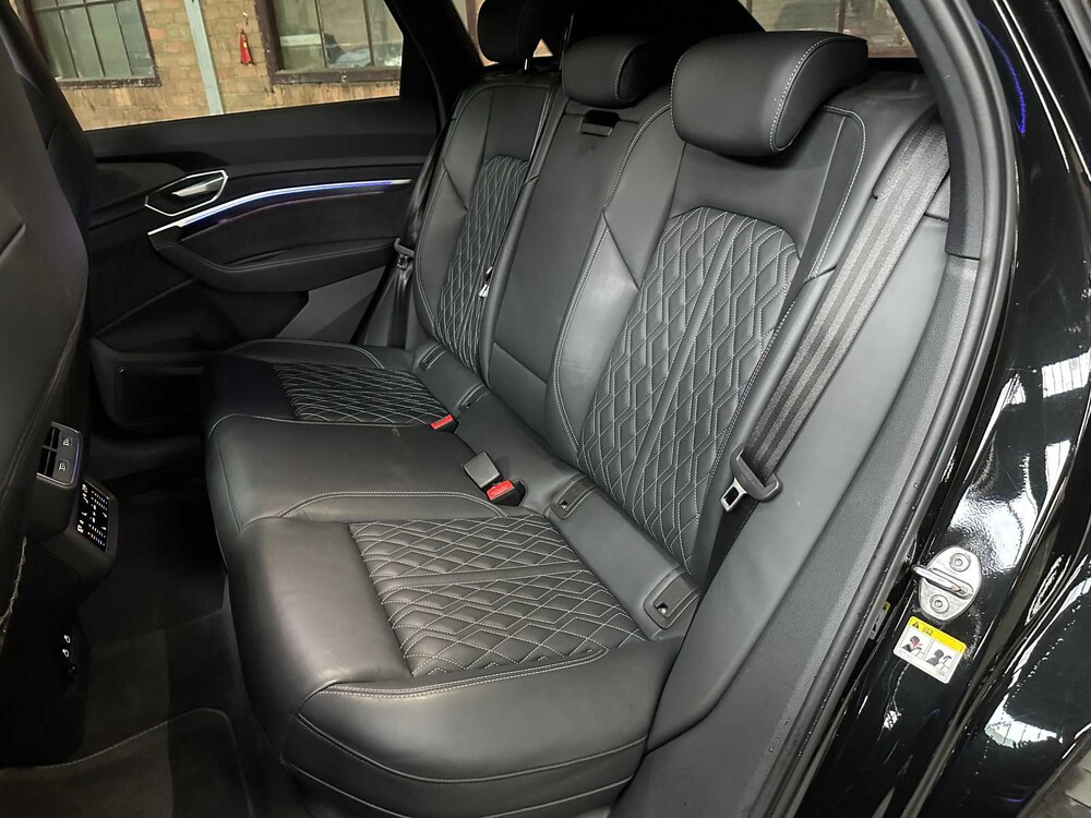 Audi e-tron S Quattro 95 kWh 503PS 2022 (Original-NL), R-003-XV