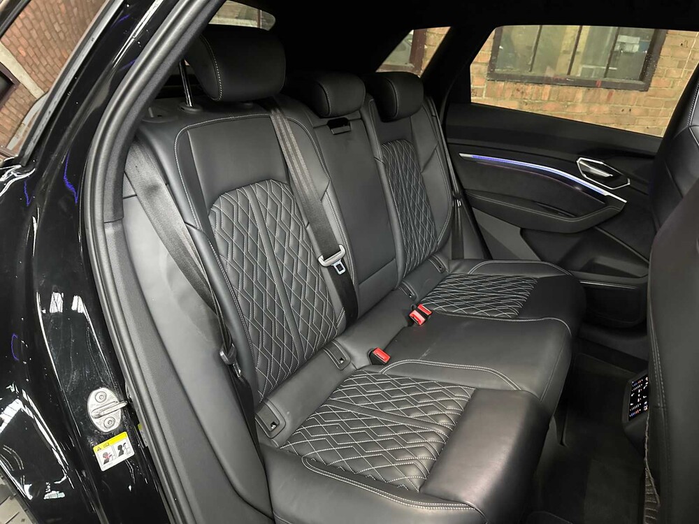 Audi e-tron S Quattro 95 kWh 503PS 2022 (Original-NL), R-003-XV