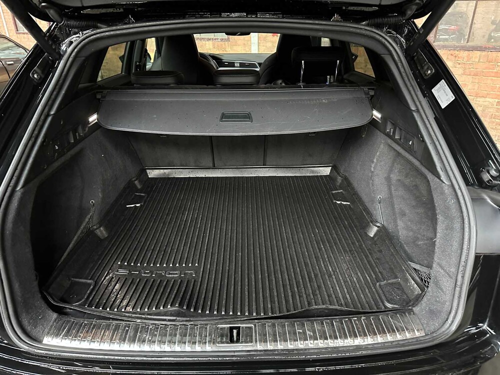 Audi e-tron S Quattro 95 kWh 503PS 2022 (Original-NL), R-003-XV