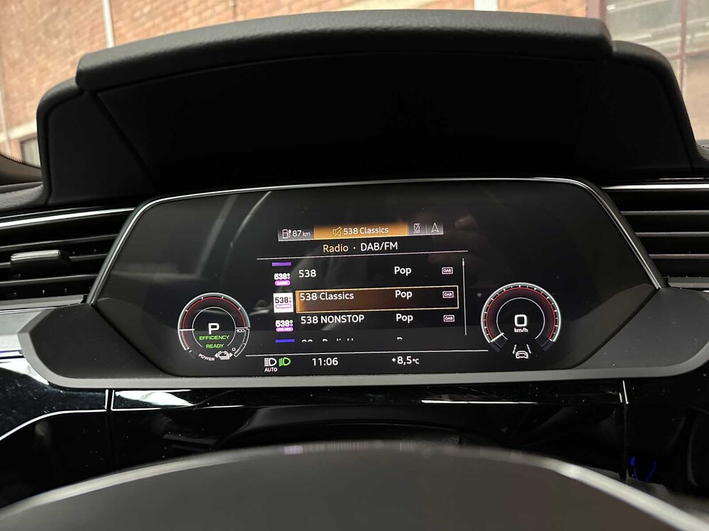 Audi e-tron S Quattro 95 kWh 503PS 2022 (Original-NL), R-003-XV