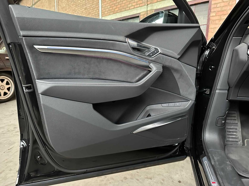 Audi e-tron S Quattro 95 kWh 503PS 2022 (Original-NL), R-003-XV