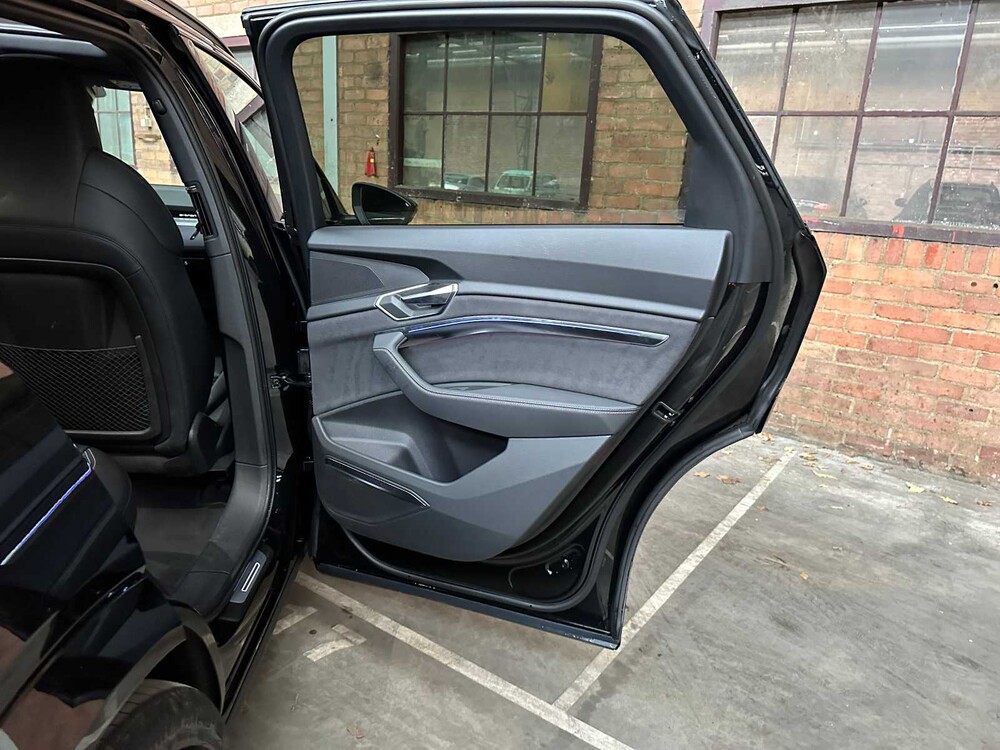 Audi e-tron S Quattro 95 kWh 503PS 2022 (Original-NL), R-003-XV