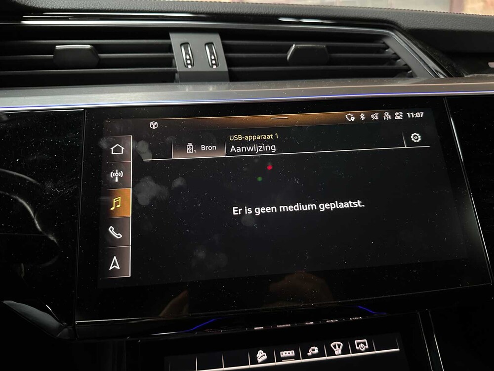 Audi e-tron S Quattro 95 kWh 503PS 2022 (Original-NL), R-003-XV