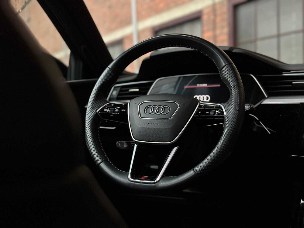 Audi e-tron S Quattro 95 kWh 503PS 2022 (Original-NL), R-003-XV