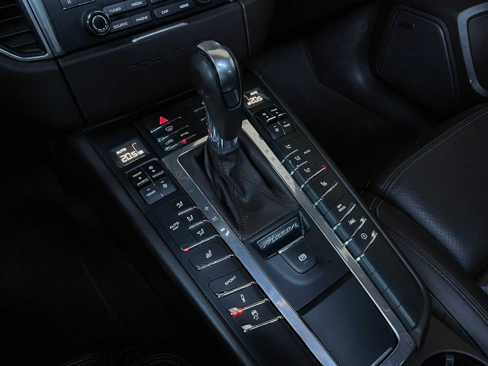 Porsche Macan 2.0 252hp 2018, RR-497-Z