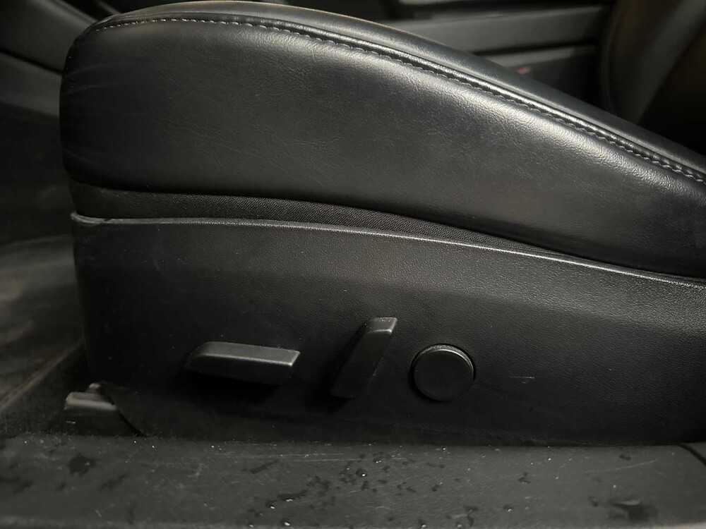 Tesla Model 3 Standard RWD Plus 60 kWh 238PS 2019 (Original-NL + 2. Besitzer), G-020-PJ