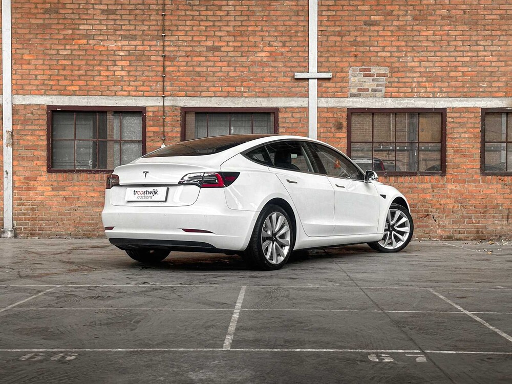 Tesla Model 3 Standard RWD Plus 60 kWh 238PS 2019 (Original-NL + 2. Besitzer), G-020-PJ