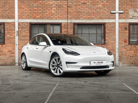 Tesla Model 3 Standard RWD Plus 60 kWh 238pk 2019 (Origineel-NL + 2e Eigenaar), G-020-PJ