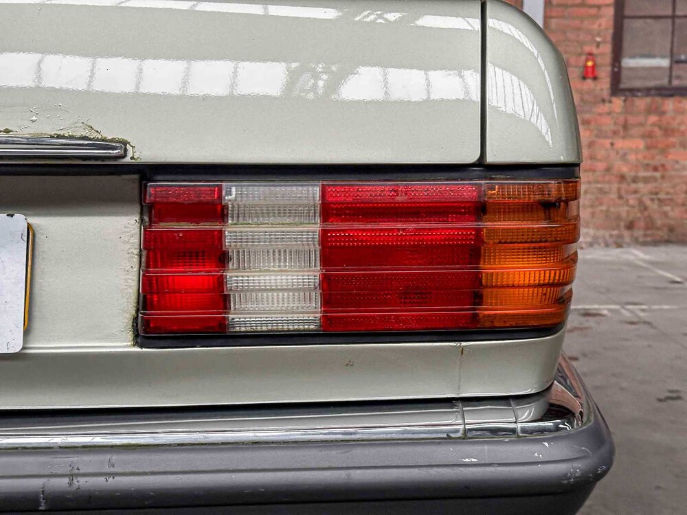 Mercedes-Benz 380 SE 3.8 V8 W126 218PS 1980 S-Klasse