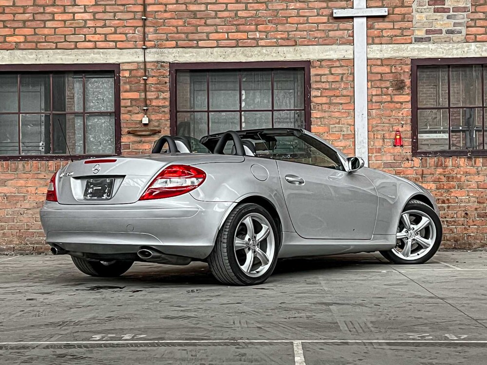 Mercedes-Benz SLK350 3.5 V6 272hp 2004 AIRSCARF SLK-Class Youngtimer