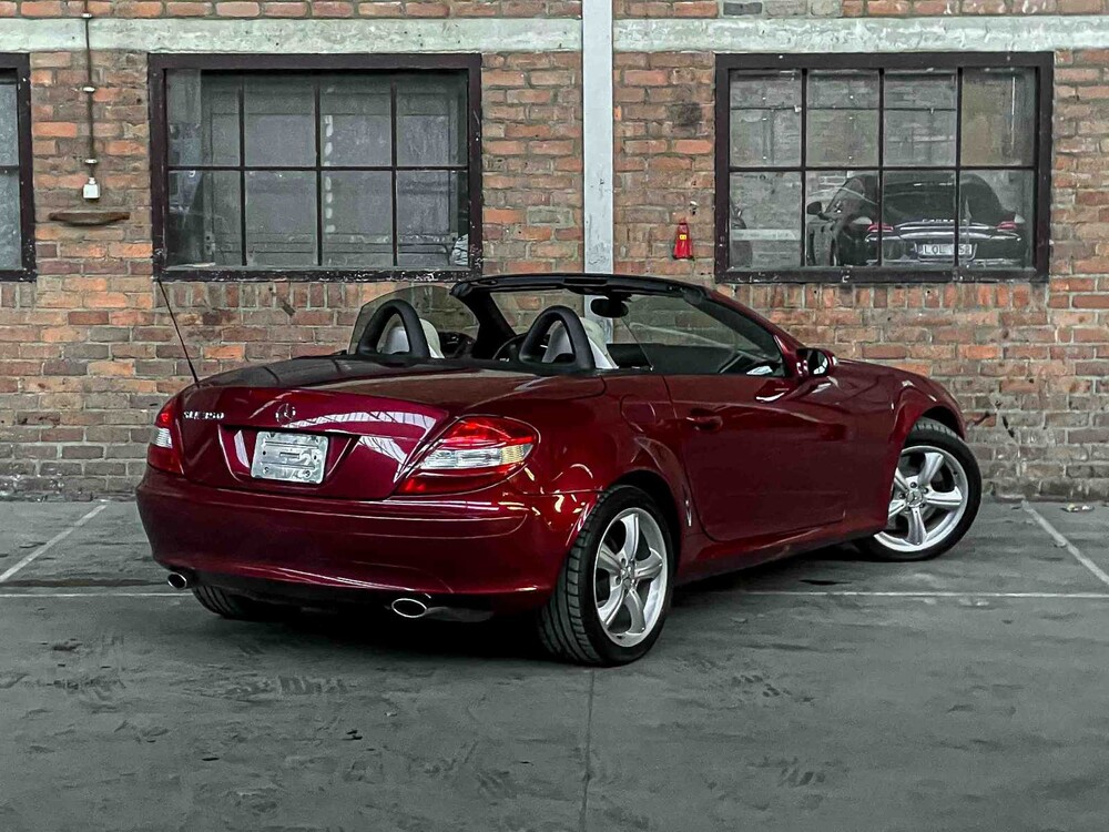 Mercedes-Benz SLK350 3.5 V6 272PS 2005 AIRSCARF SLK-Klasse Youngtimer