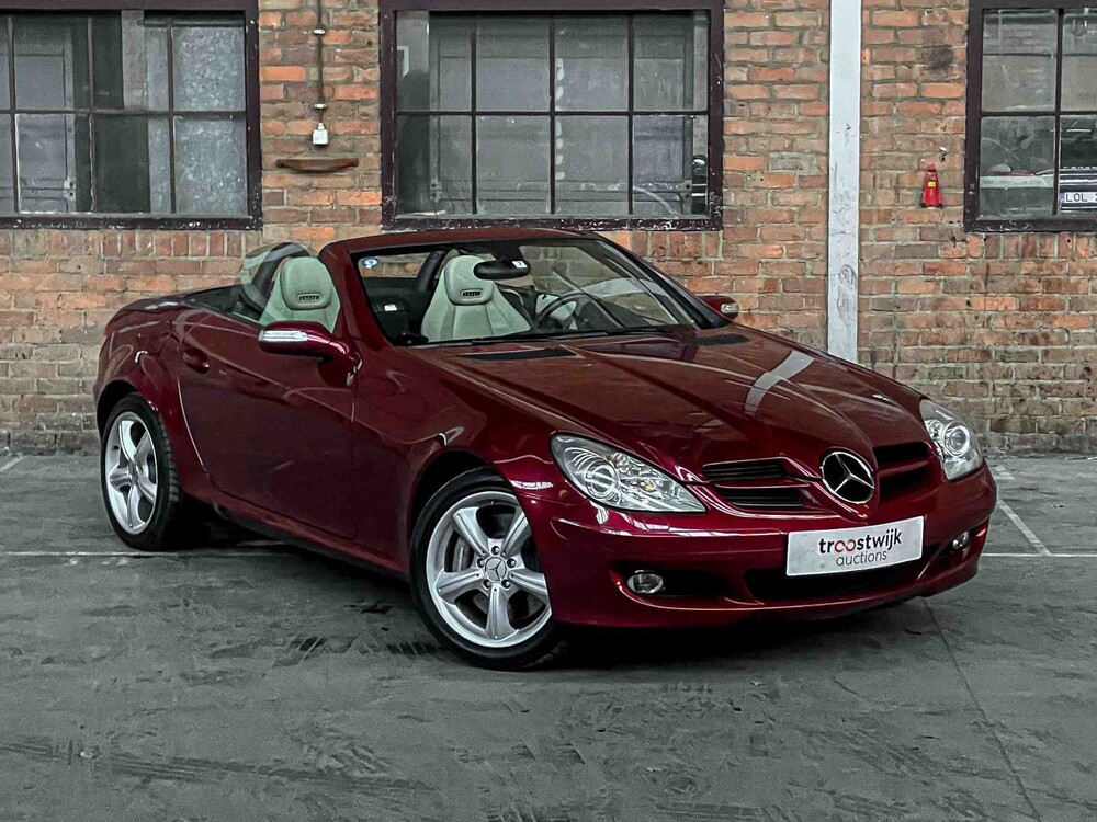 Mercedes-Benz SLK350 3.5 V6 272PS 2005 AIRSCARF SLK-Klasse Youngtimer