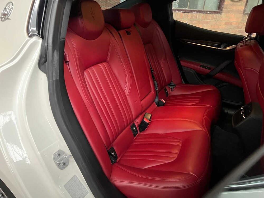 Maserati Ghibli 3.0 V6 338hp 2015