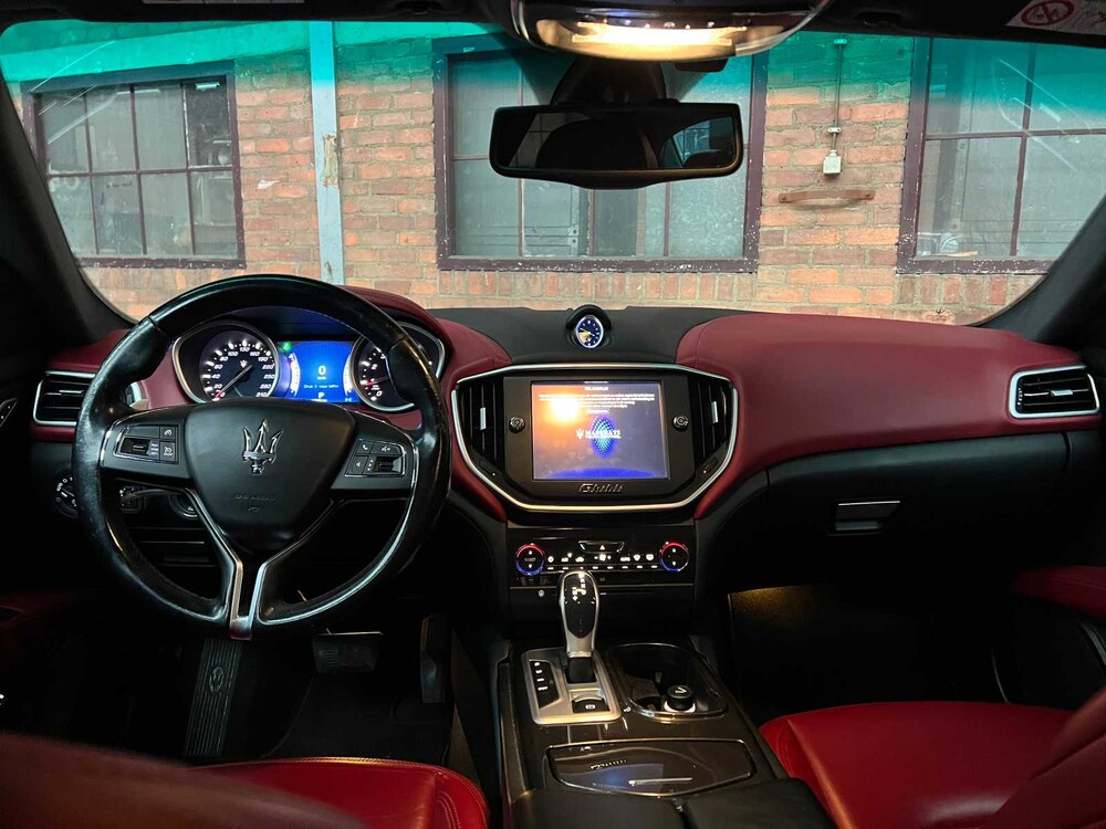 Maserati Ghibli 3.0 V6 338hp 2015