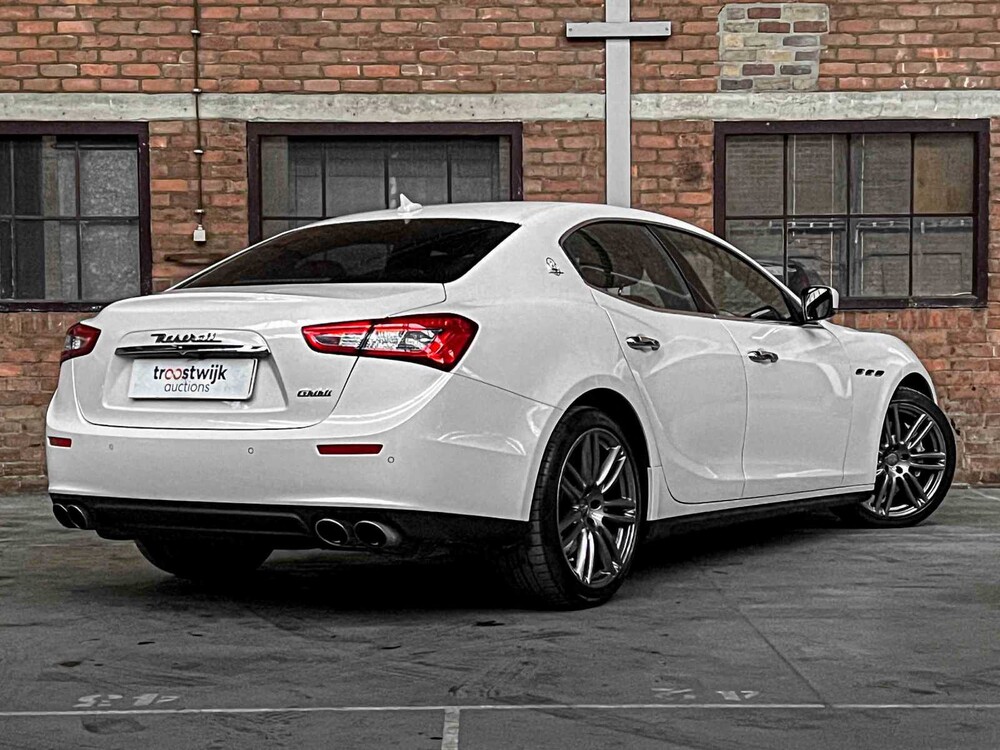 Maserati Ghibli 3.0 V6 338hp 2015