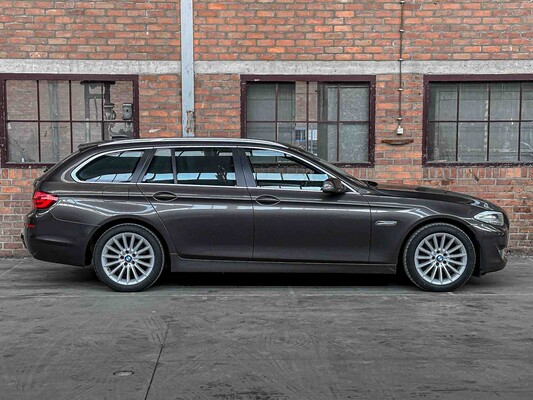 BMW 528i Touring Executive 245pk 2012 F11 5-serie (Origineel-NL), 08-XGB-5