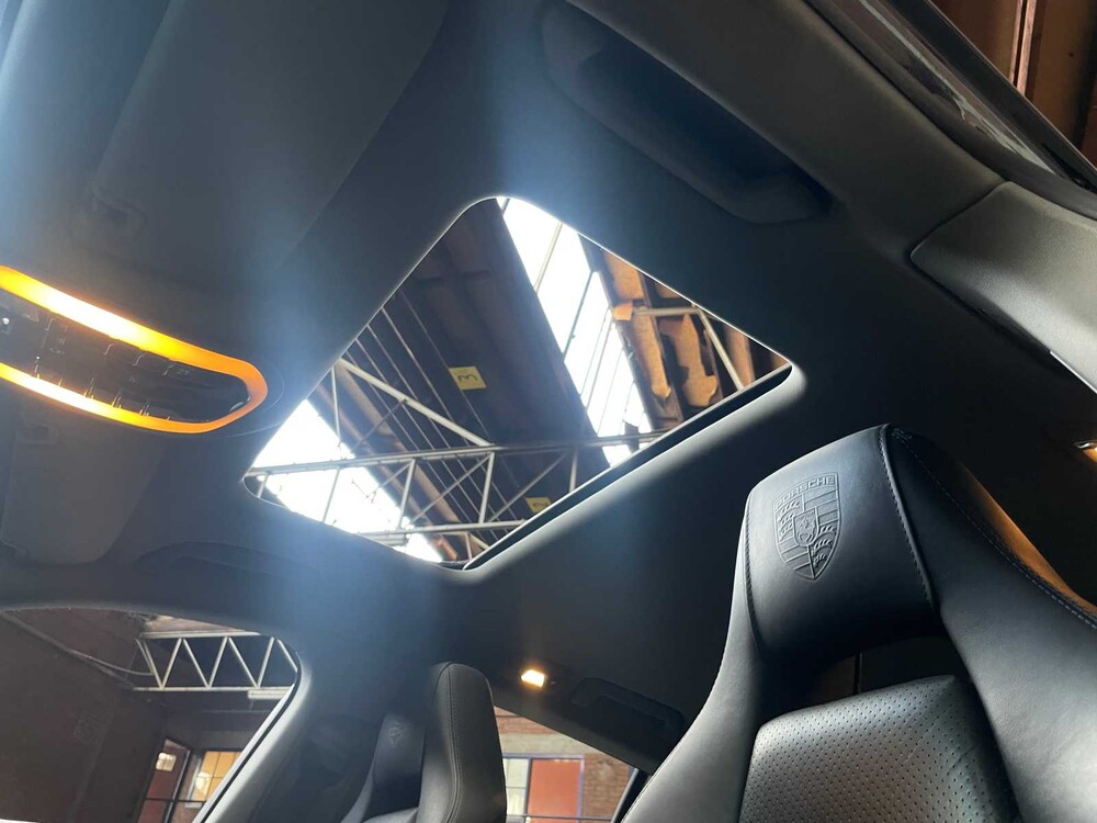 Porsche Panamera S Hybrid 3.0 360PS 2012 (Original-NL), 02-TFX-2