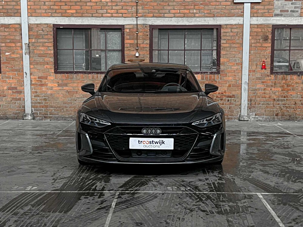 Audi e-tron GT RS 598PS 93kWh 2022 CARBON, R-654-GP