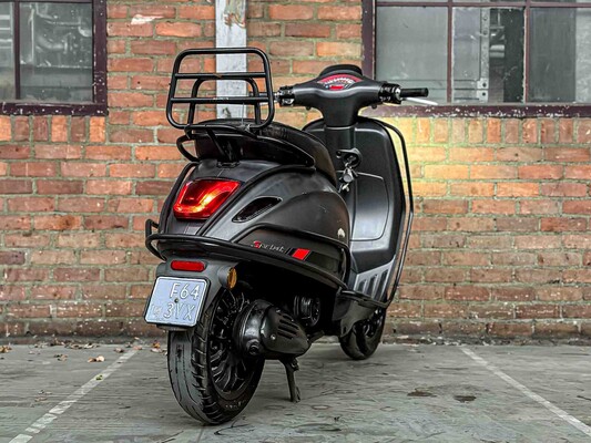 Vespa Sprint 4T 2014, F-643-VX Snorscooter Scooter