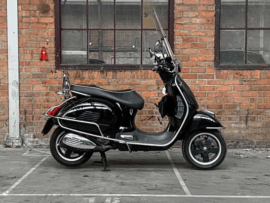 Vespa Scooter GTS 300 i.e. Super 278cc 2008, MT-RL-90 Motorscooter