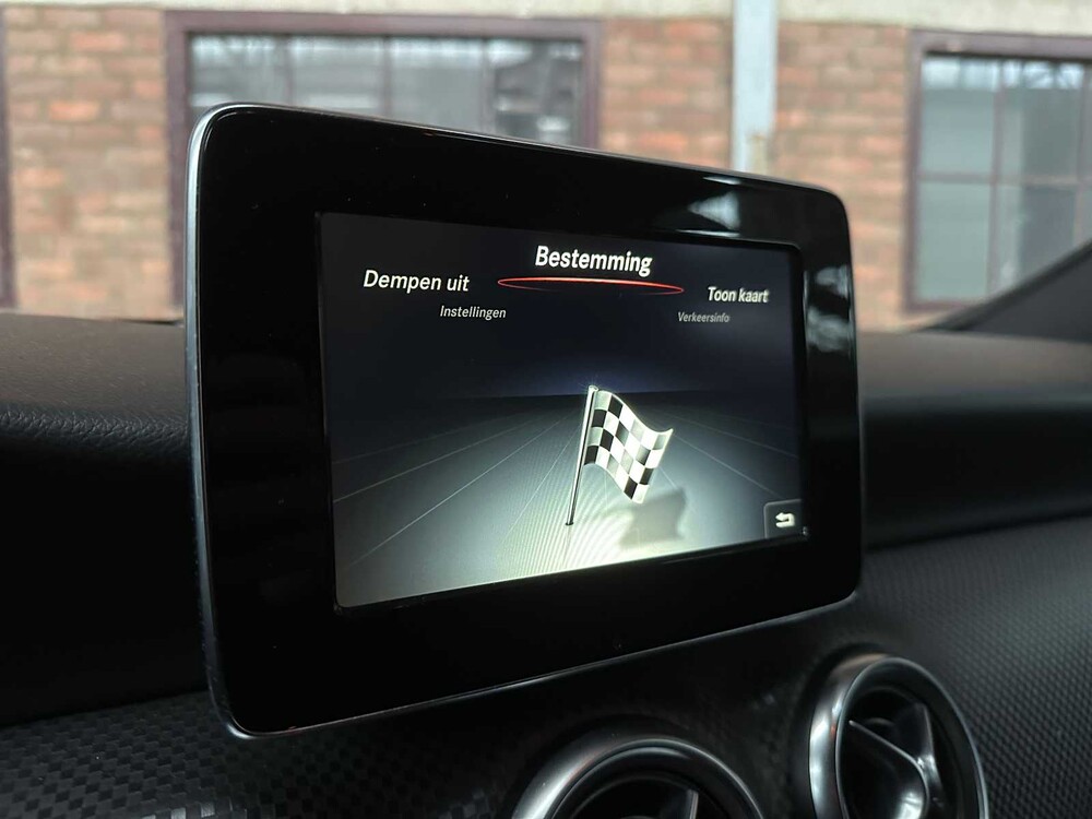 Mercedes-Benz A180 Prestige 122hp 2015 A-Class, SB-441-F