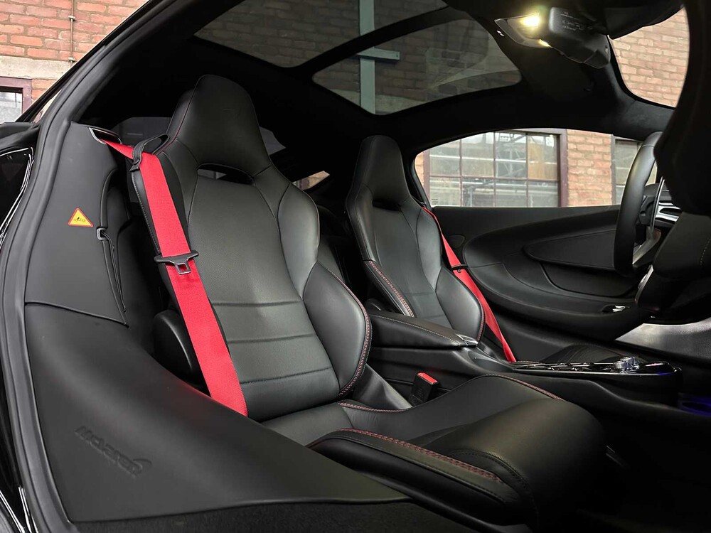 McLaren GT 4.0 V8 620PS 2022 (6.517 KM)