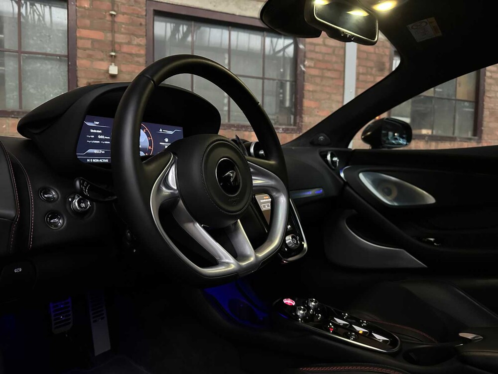 McLaren GT 4.0 V8 620PS 2022 (6.517 KM)